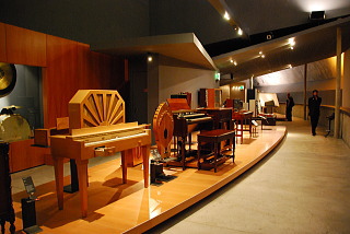 パリ・音楽博物館・初期の電子楽器