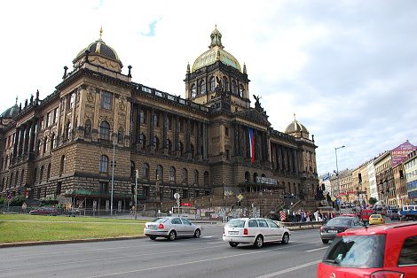 プラハ・国立博物館