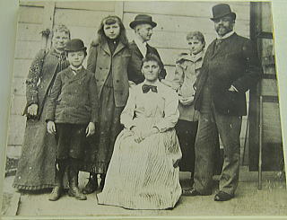 ドヴォルザークと家族の写真