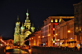 サンクトペテルブルグ 夜