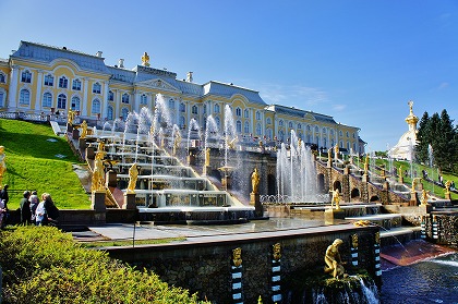ペテルゴフ・宮殿の噴水
